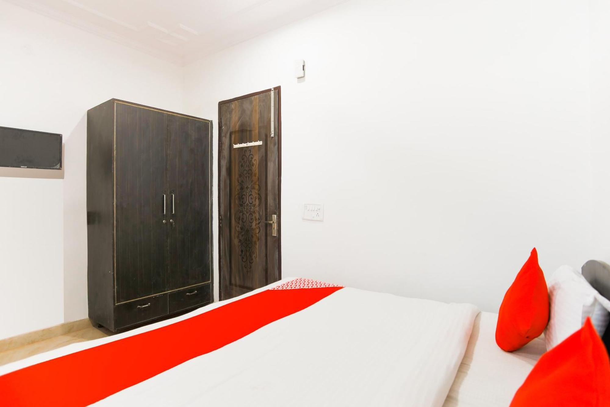 Hotel O Welcome Residency Γκουργκάον Εξωτερικό φωτογραφία