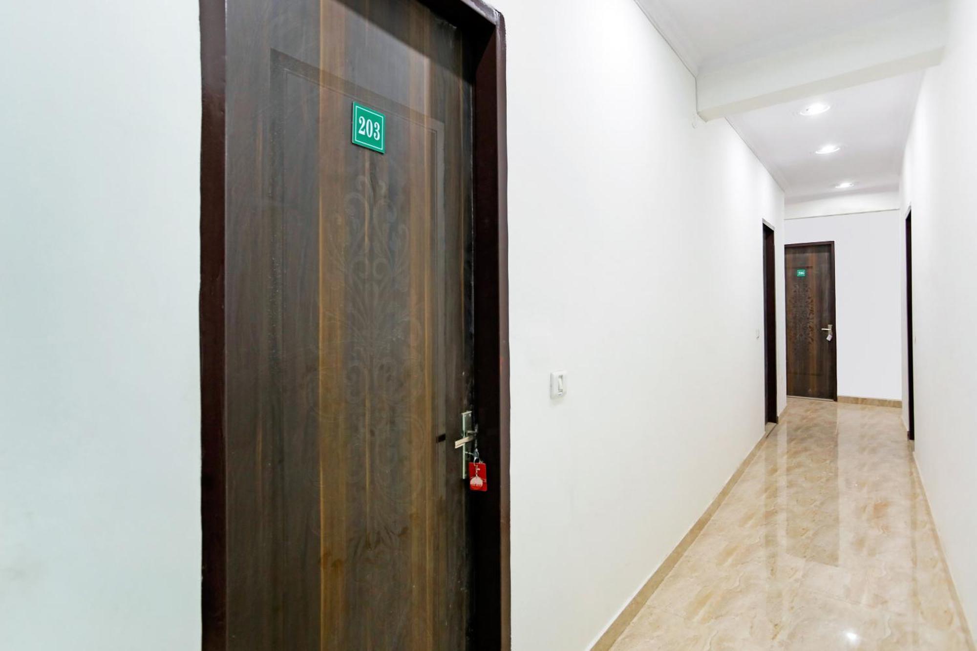 Hotel O Welcome Residency Γκουργκάον Εξωτερικό φωτογραφία